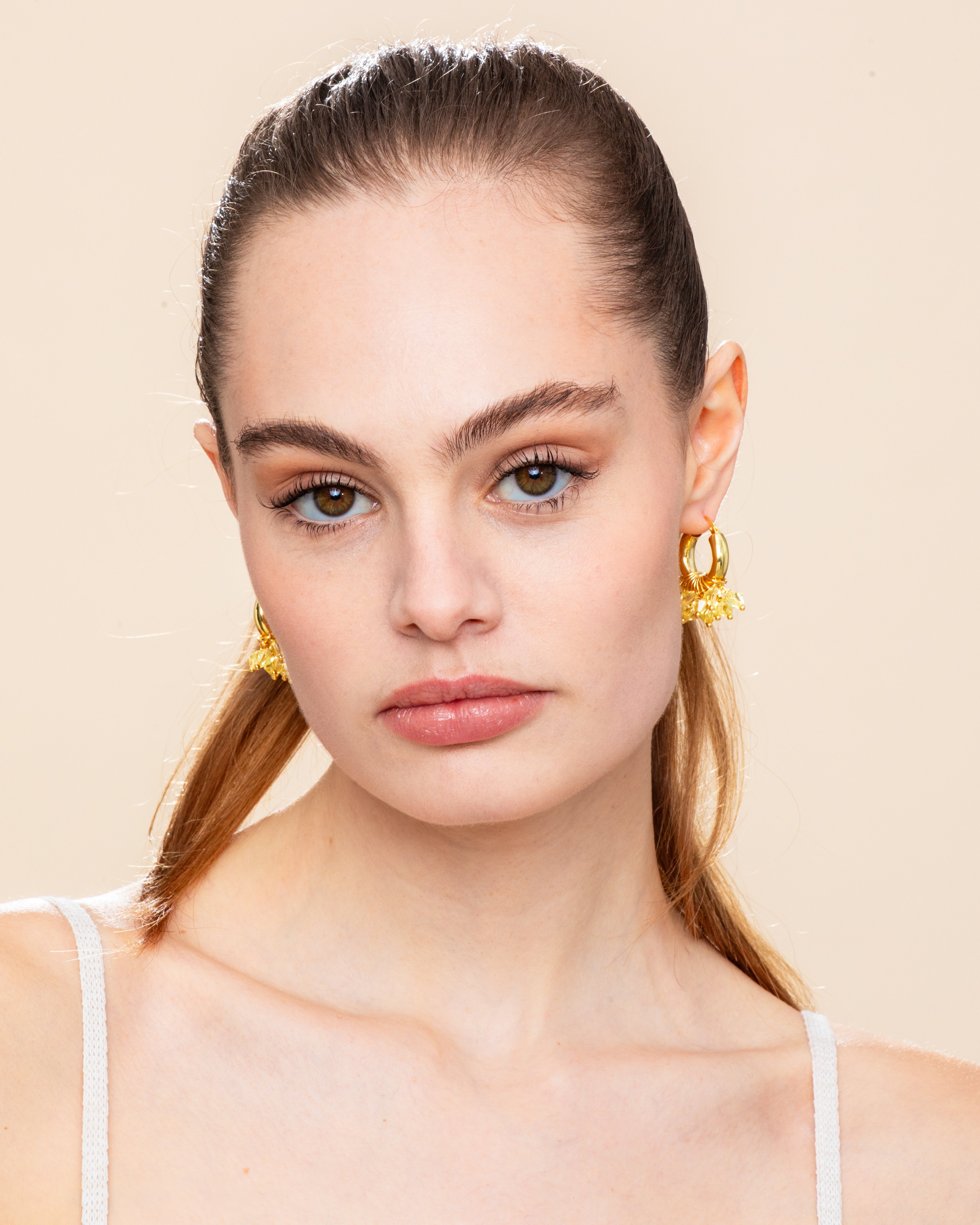 Annele butter cream buff kullattu hopea