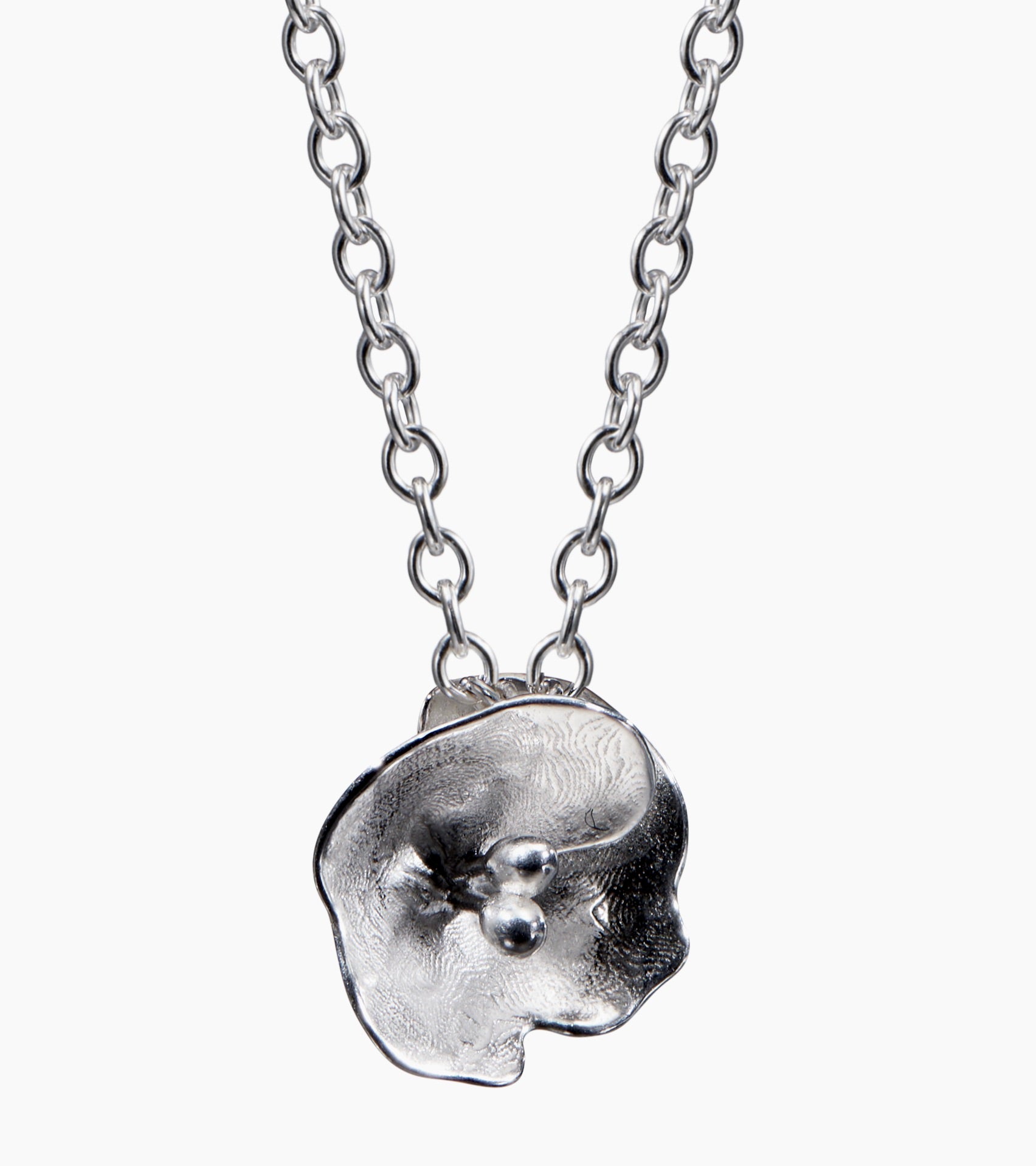 Kalevala-KesA_yA_nruusu-riipus-221000700-hopea