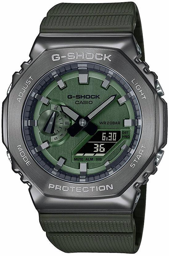 Casio G-Shock Metal Covered CasiOak - miesten rannekello GM-2100B-3AER - Puustjärven Kello & Kulta