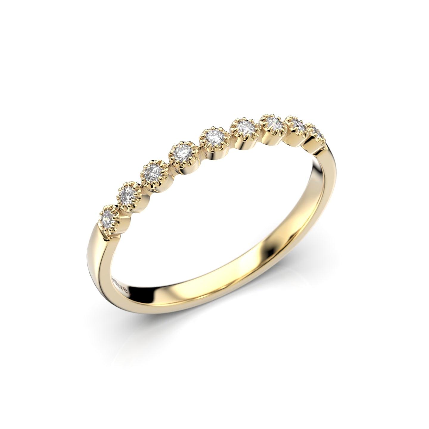 Festive Alma - keltakultainen timanttisormus 14-647-009-KK-150 - Puustjärven Kello & Kulta