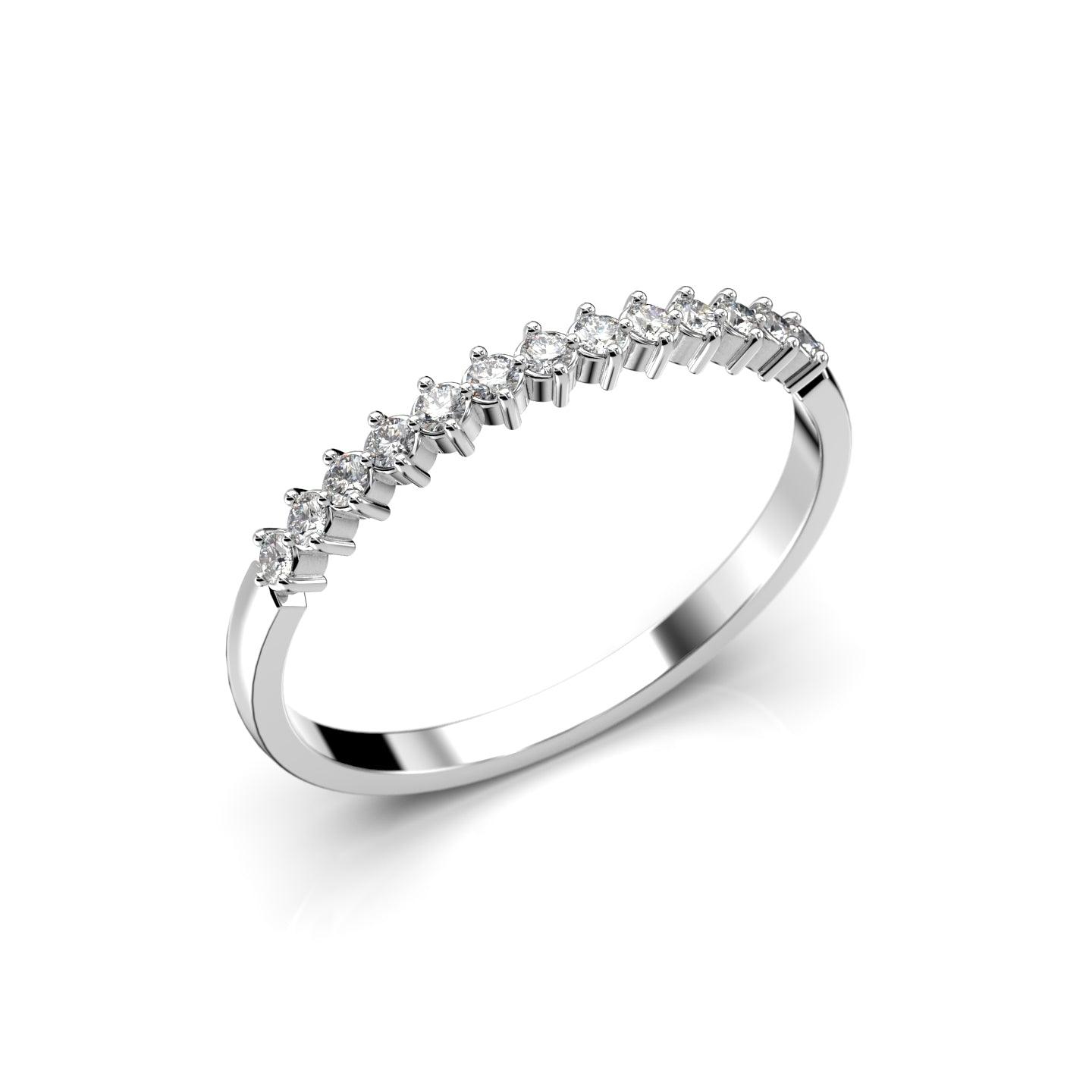 Festive Frida - valkokultainen timanttisormus 14-649-013-VK-150 - Puustjärven Kello & Kulta