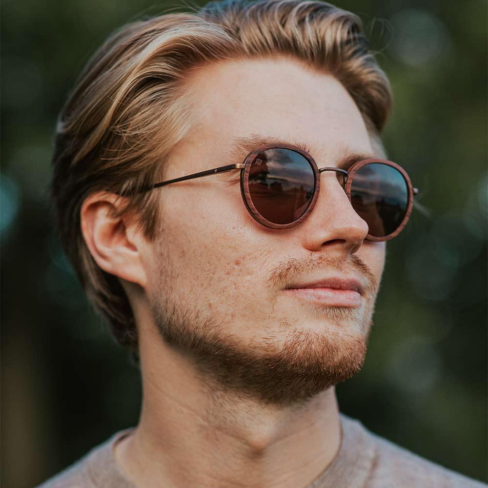 Aarni Bally Ruusupuu - aurinkolasit - Puustjärven Kello & Kulta