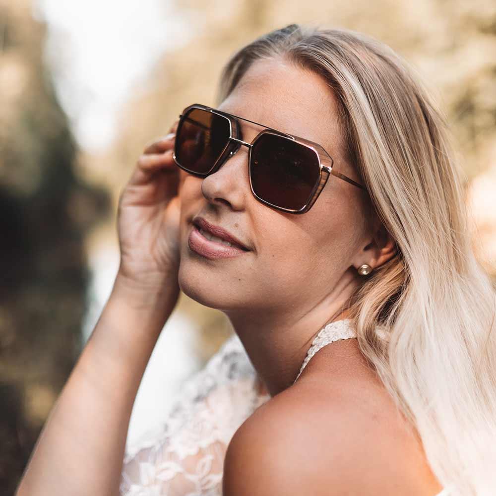 Aarni Vice Pähkinäpuu - aurinkolasit - Puustjärven Kello & Kulta