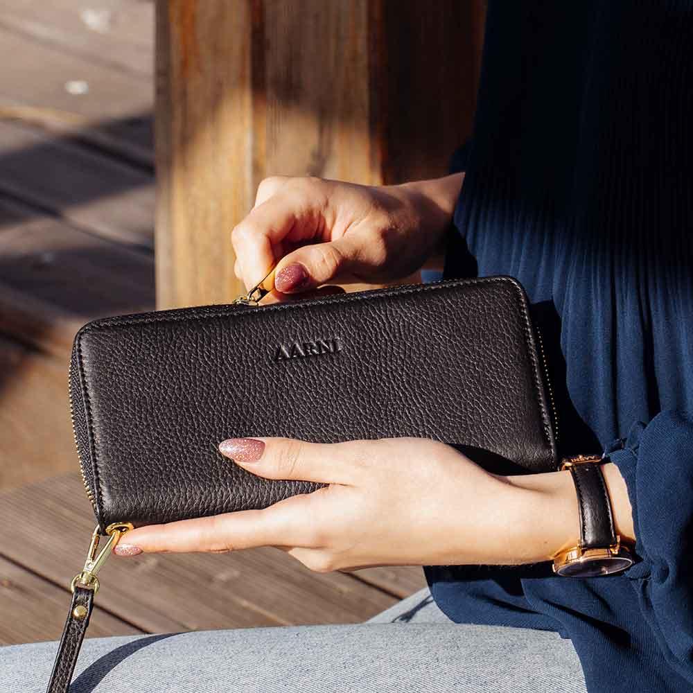 Aarni - Clutch-lompakko (musta) - Puustjärven Kello & Kulta