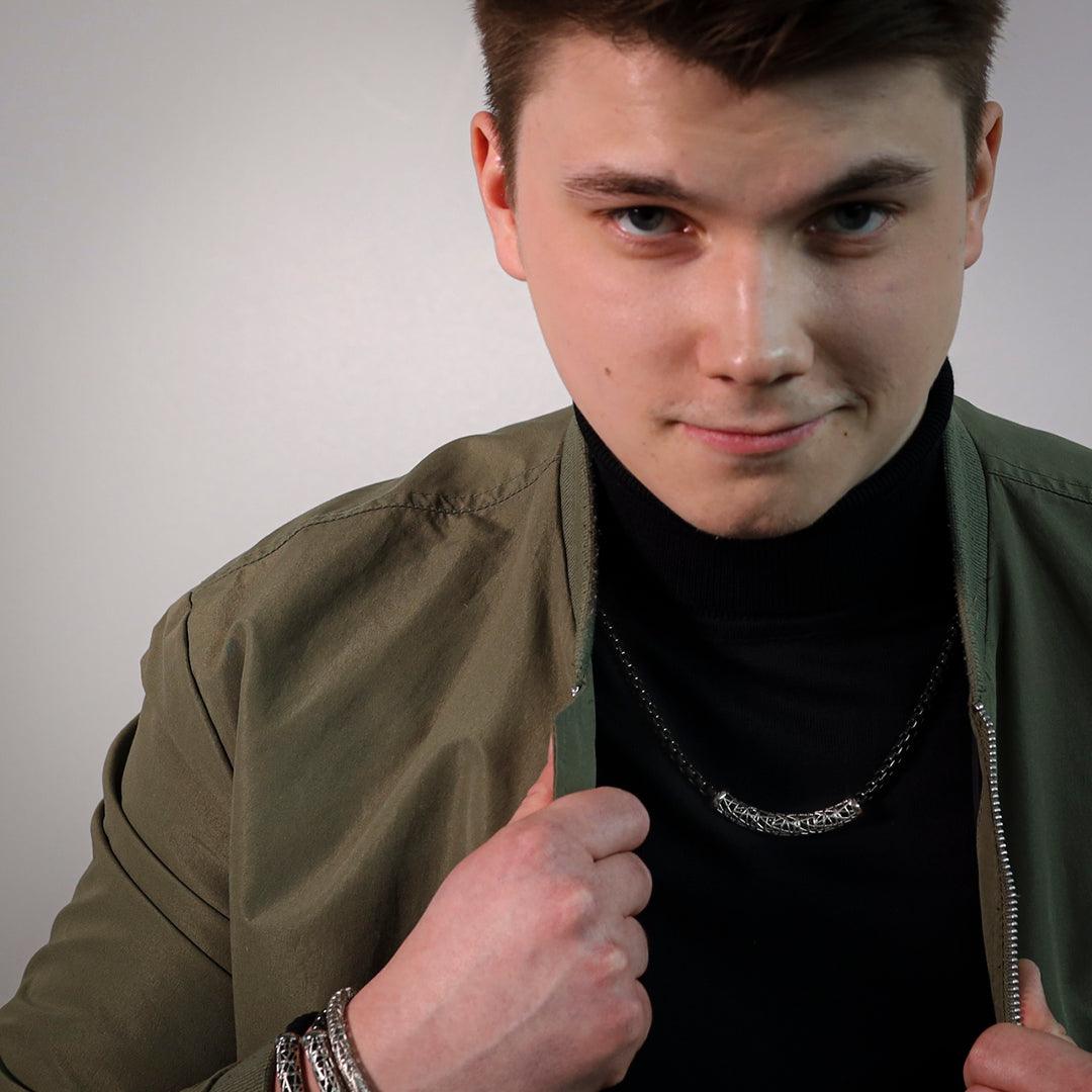 Lumoava Urban - riipus L56221200000 - Puustjärven Kello & Kulta