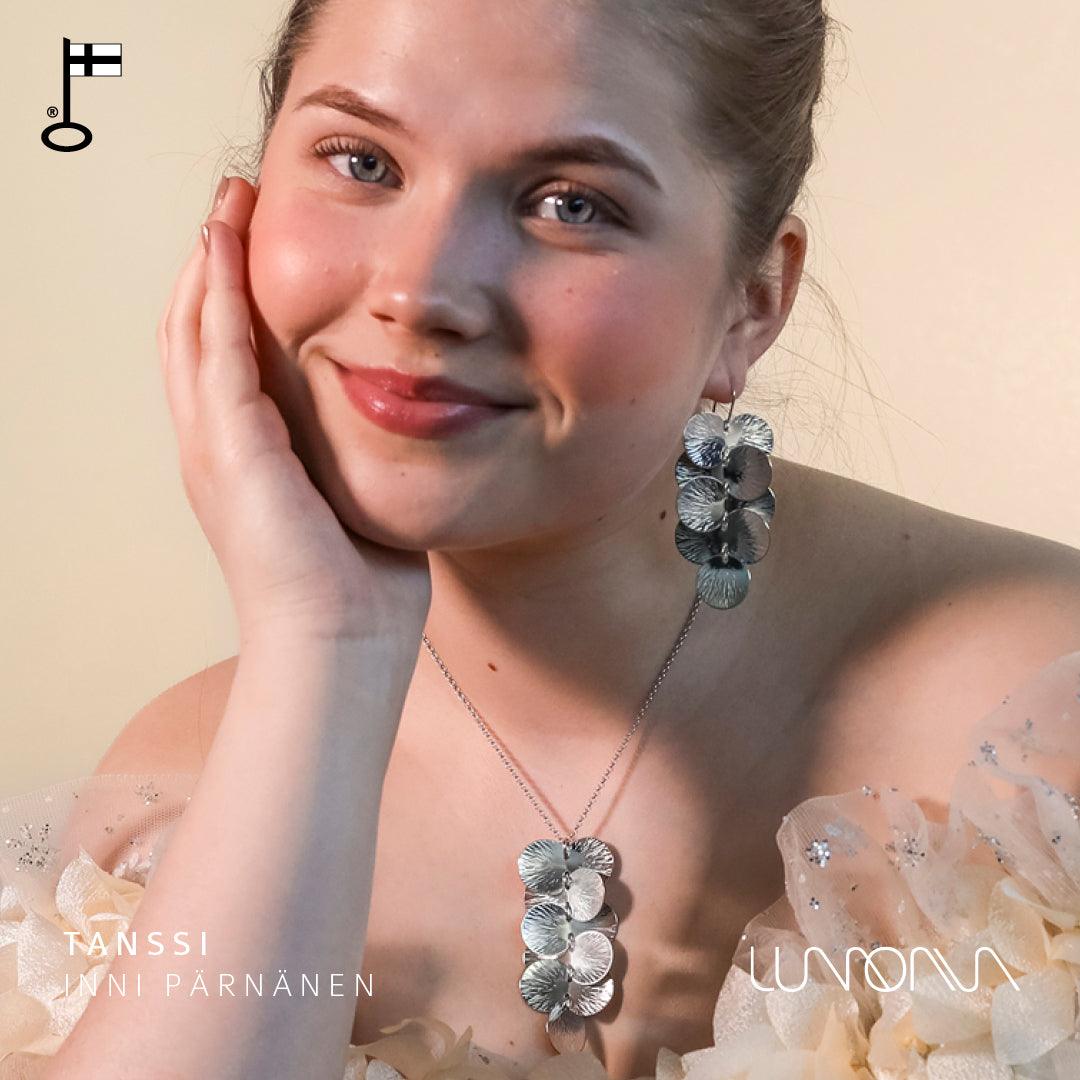 Lumoava Tanssi - riipus L56223700000 - Puustjärven Kello & Kulta