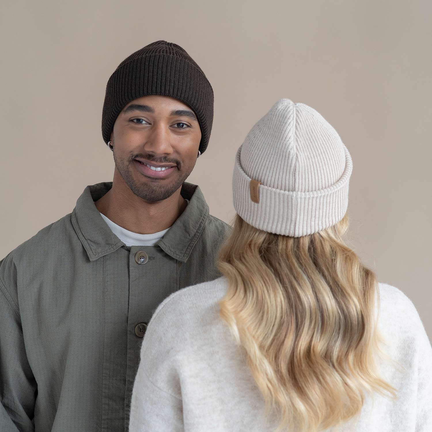 Aarni pipot ja huivit